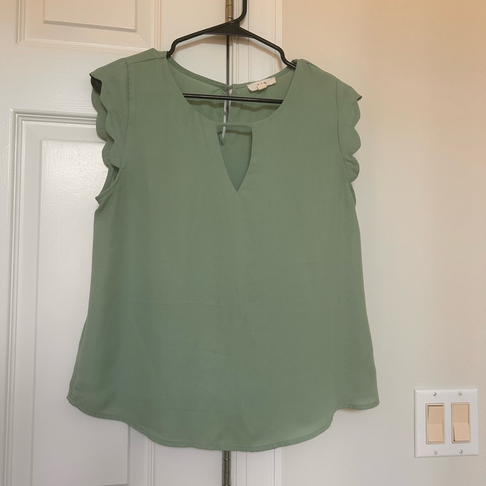 Green Sleeveless Women's Top